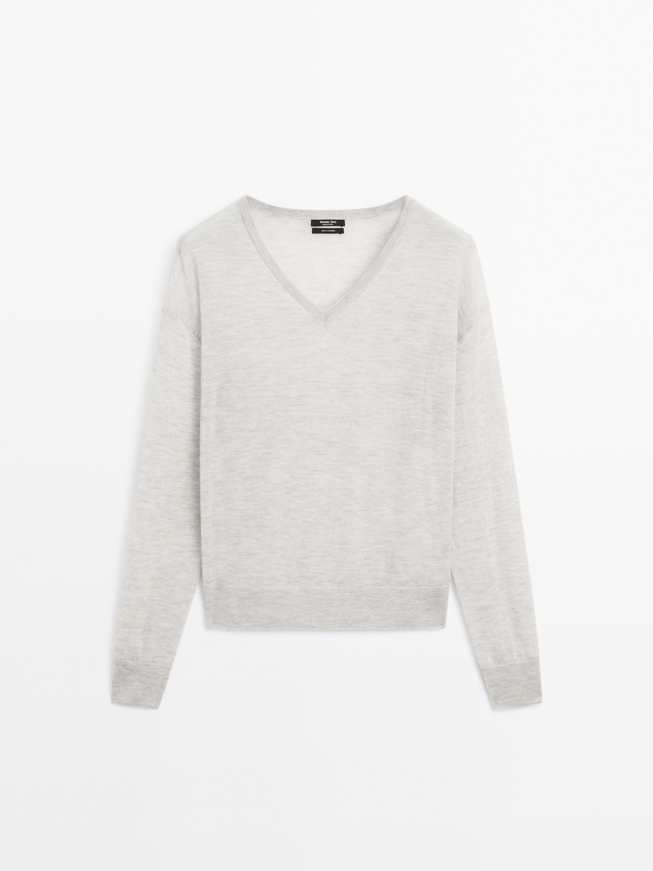 100% cashmere fine knit sweater